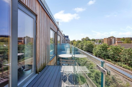 Leaside Road, Clapton E5