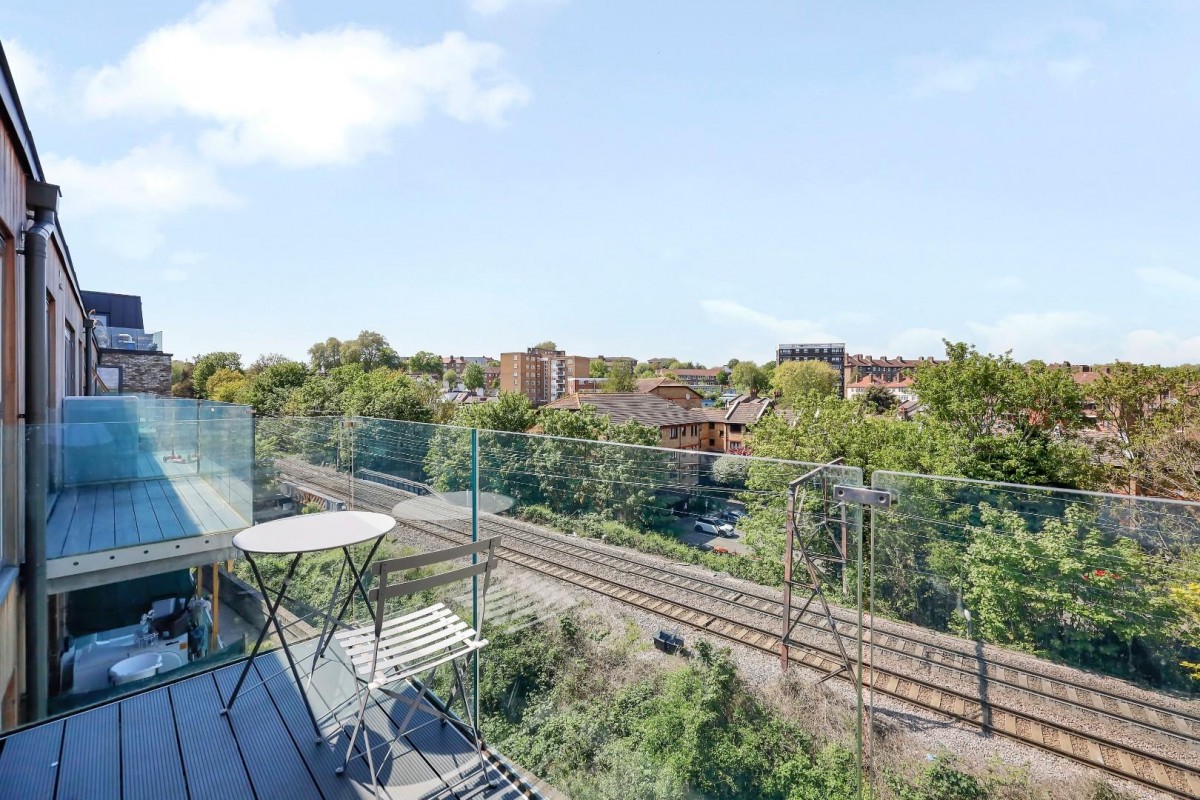 Leaside Road, Clapton E5