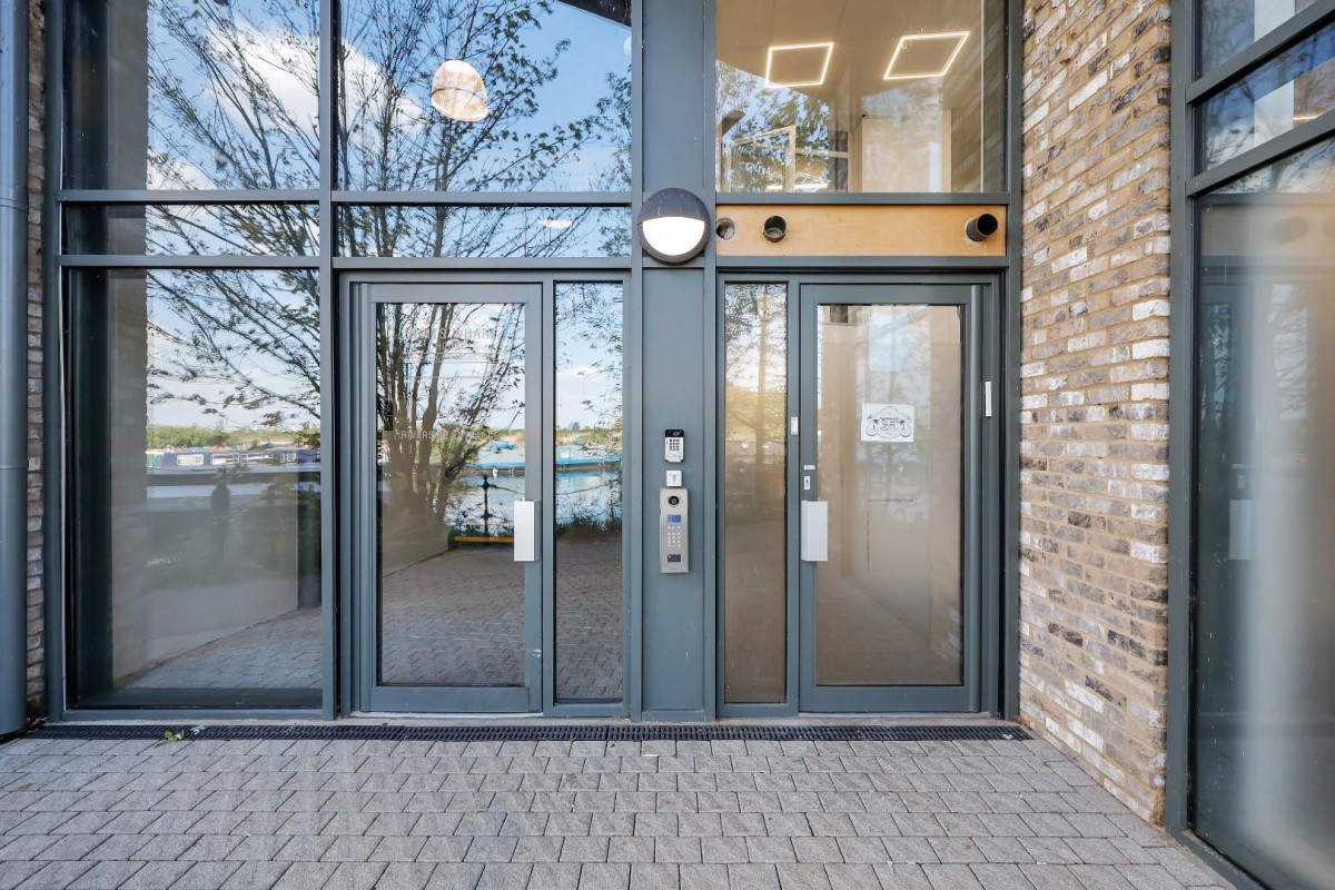 Leaside Road, Clapton E5