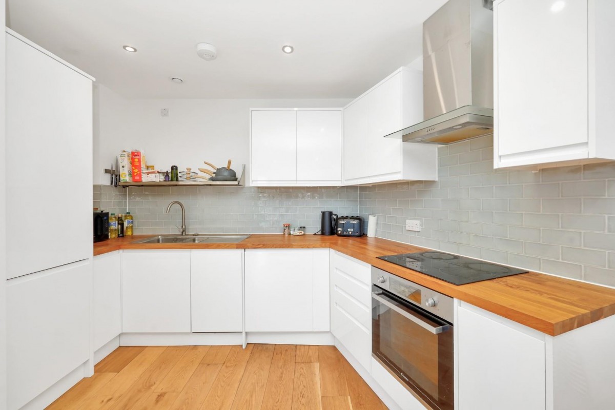 Leaside Road, Clapton E5