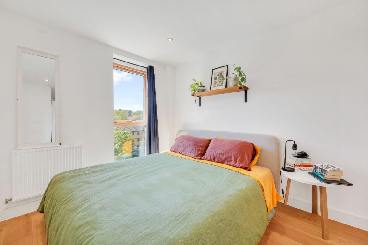 Leaside Road, Clapton E5