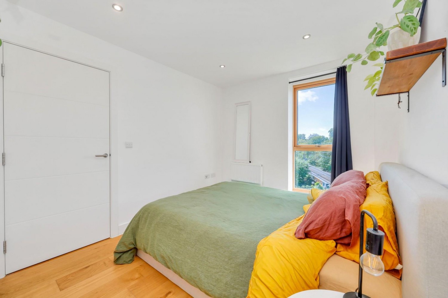 Leaside Road, Clapton E5