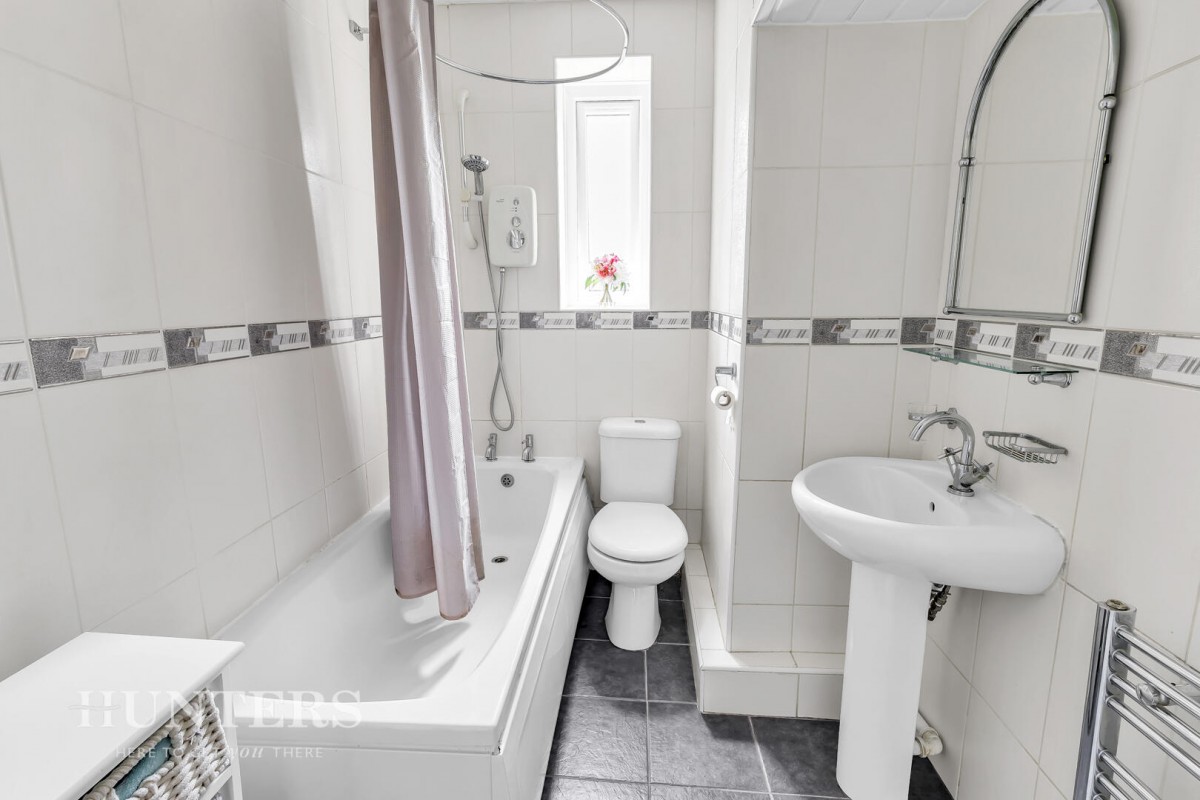 Milford Avenue, Oldham