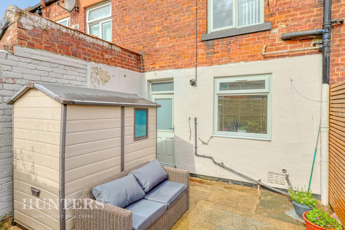 Milford Avenue, Oldham