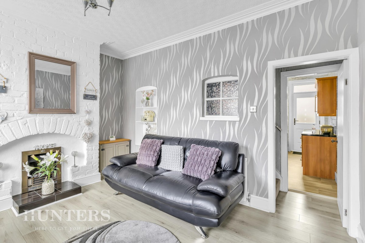 Milford Avenue, Oldham