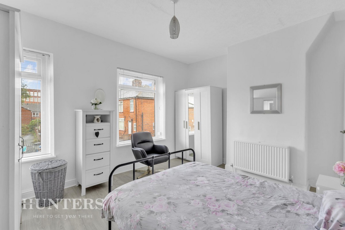 Milford Avenue, Oldham