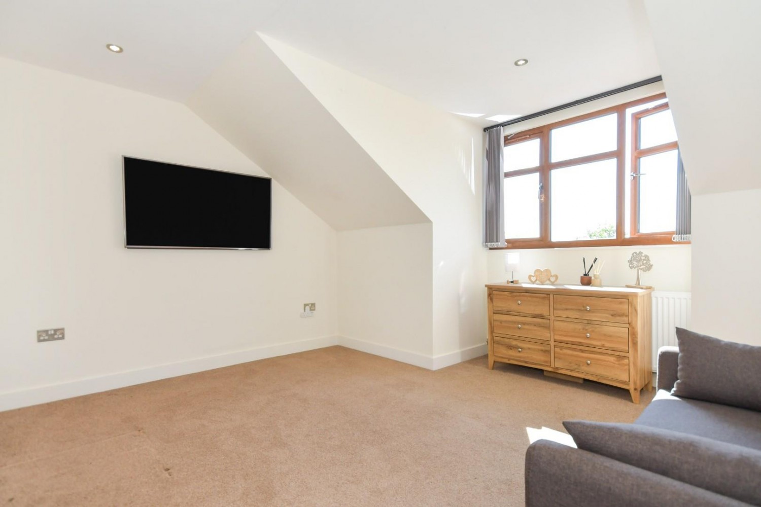 Wheel Lane, Grenoside, Sheffield, S35 8RY