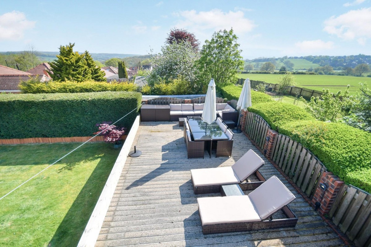 Wheel Lane, Grenoside, Sheffield, S35 8RY