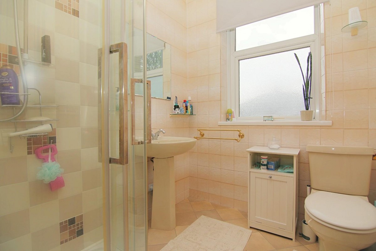 Cemetery Road, Pudsey