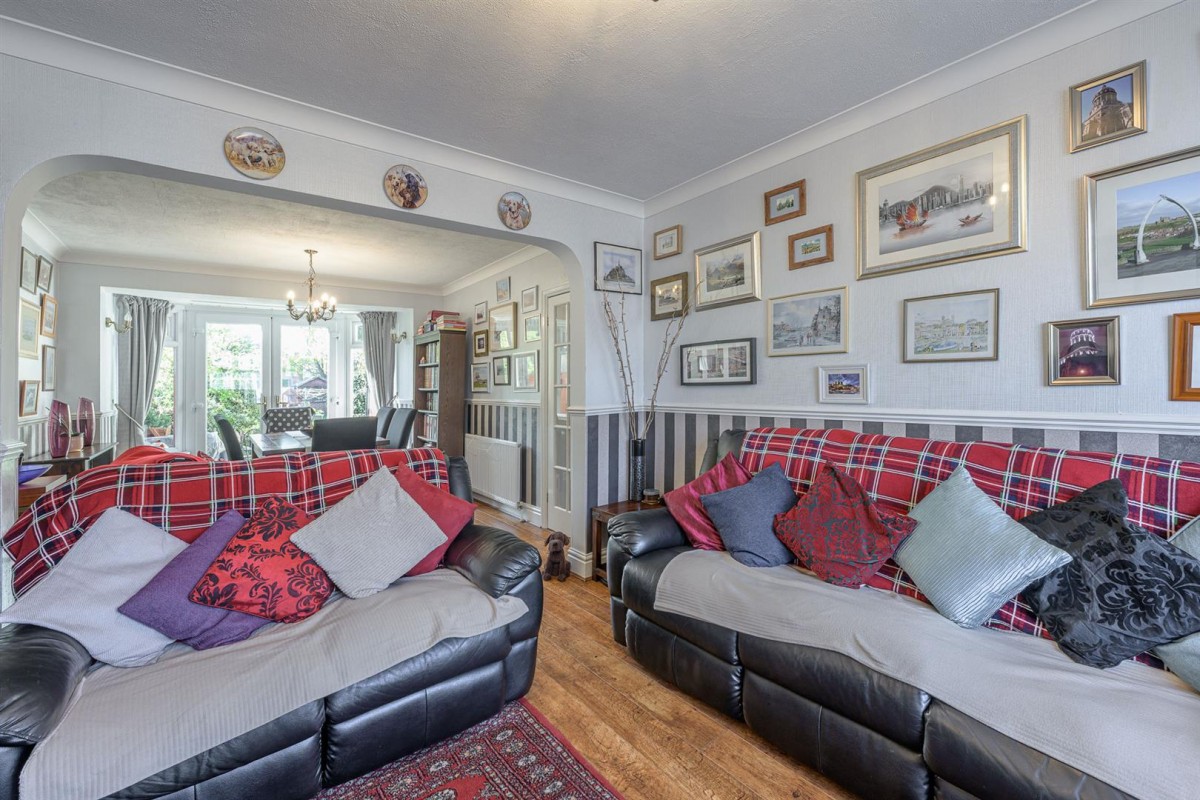 Highbury Avenue, Rowley Regis, B65 9PP