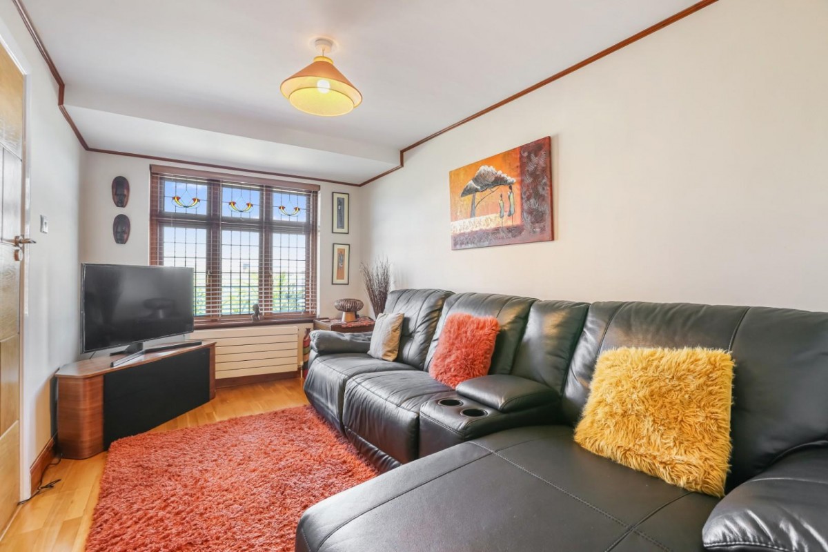 Ringmore Rise, London, SE23 3DF
