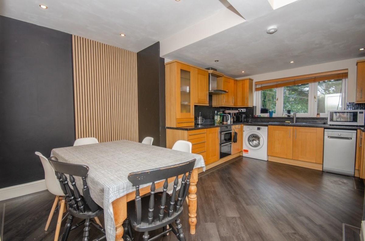 Chesterfield Road, Downend, Bristol, BS16 5RH