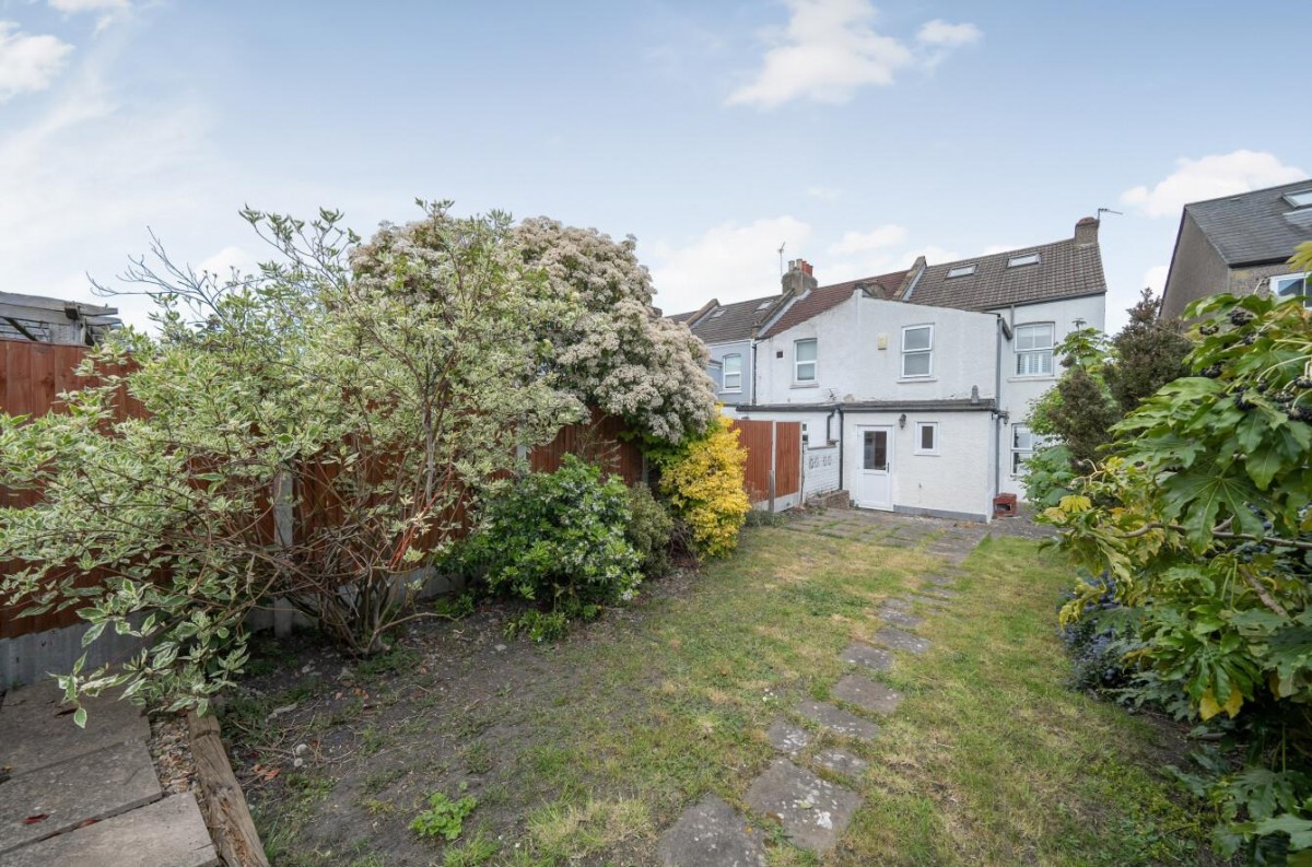 Harold Avenue, Belvedere