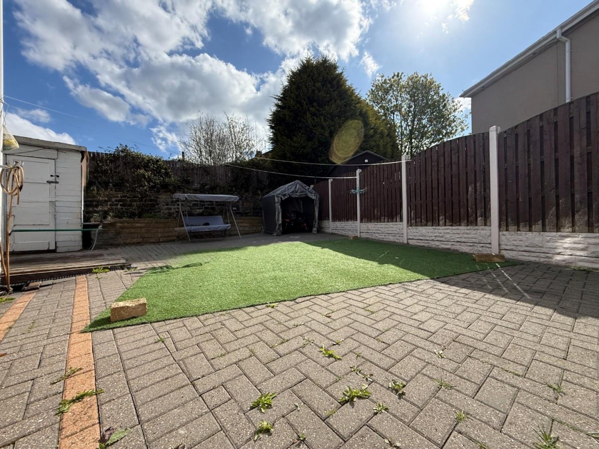 Hill Top Estate, Heckmondwike
