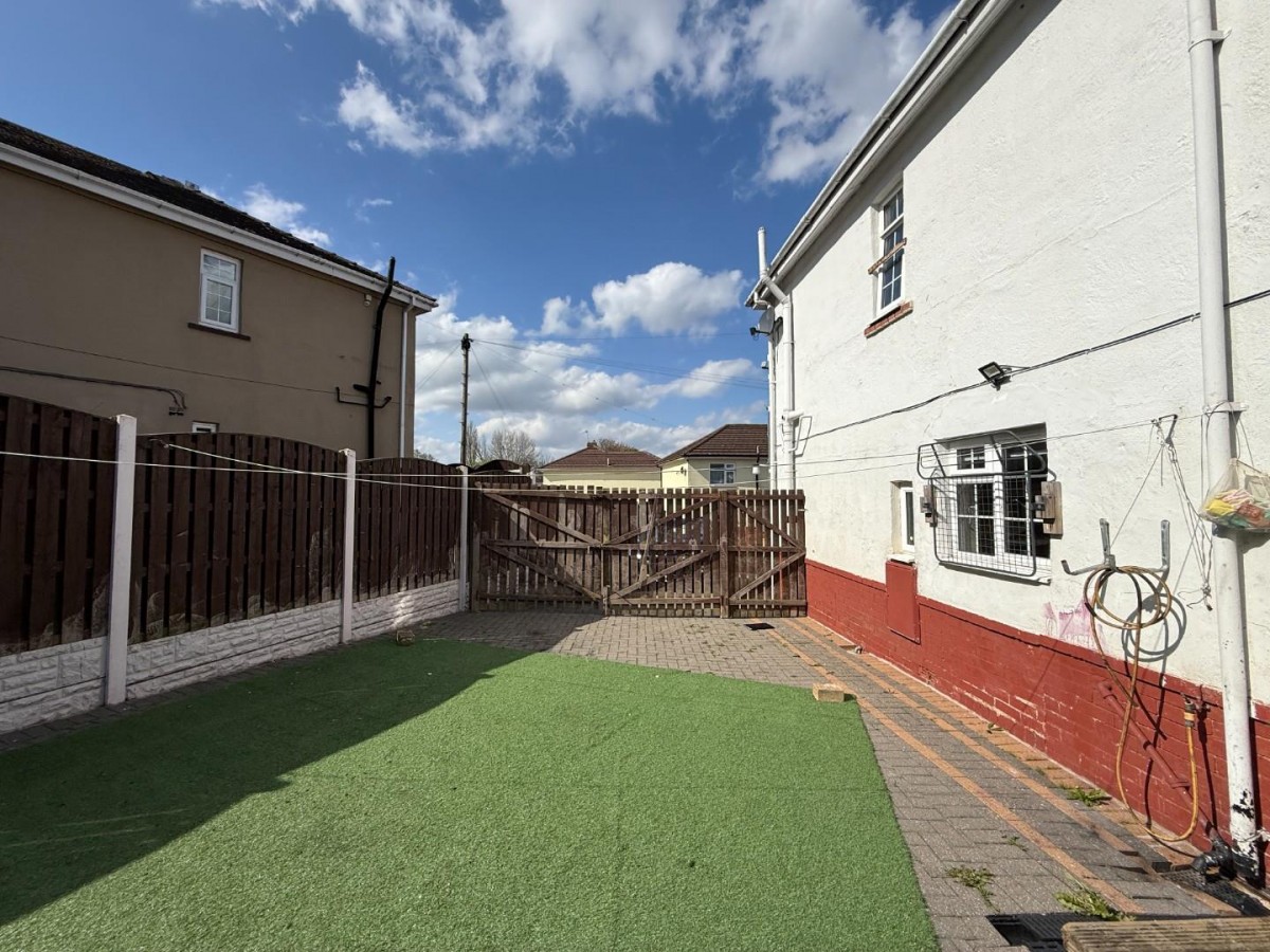 Hill Top Estate, Heckmondwike