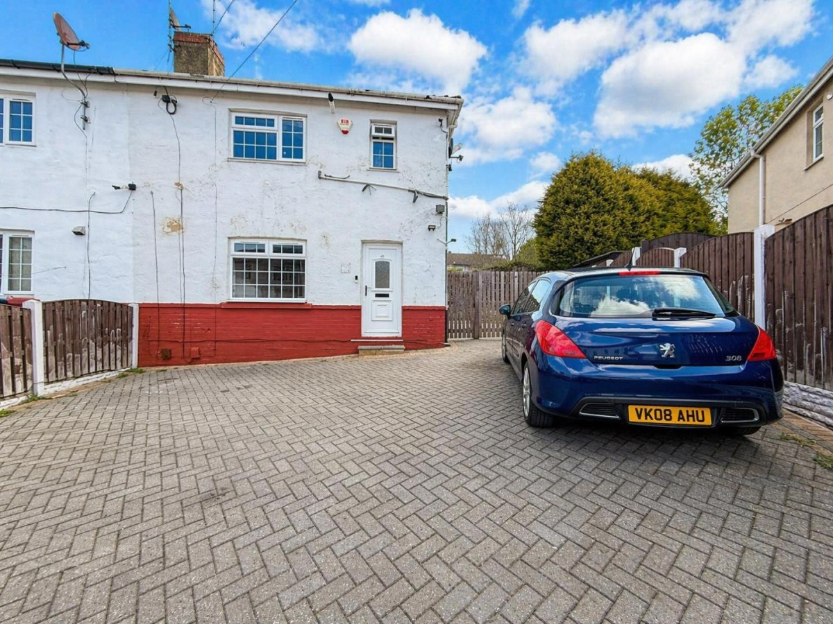 Hill Top Estate, Heckmondwike