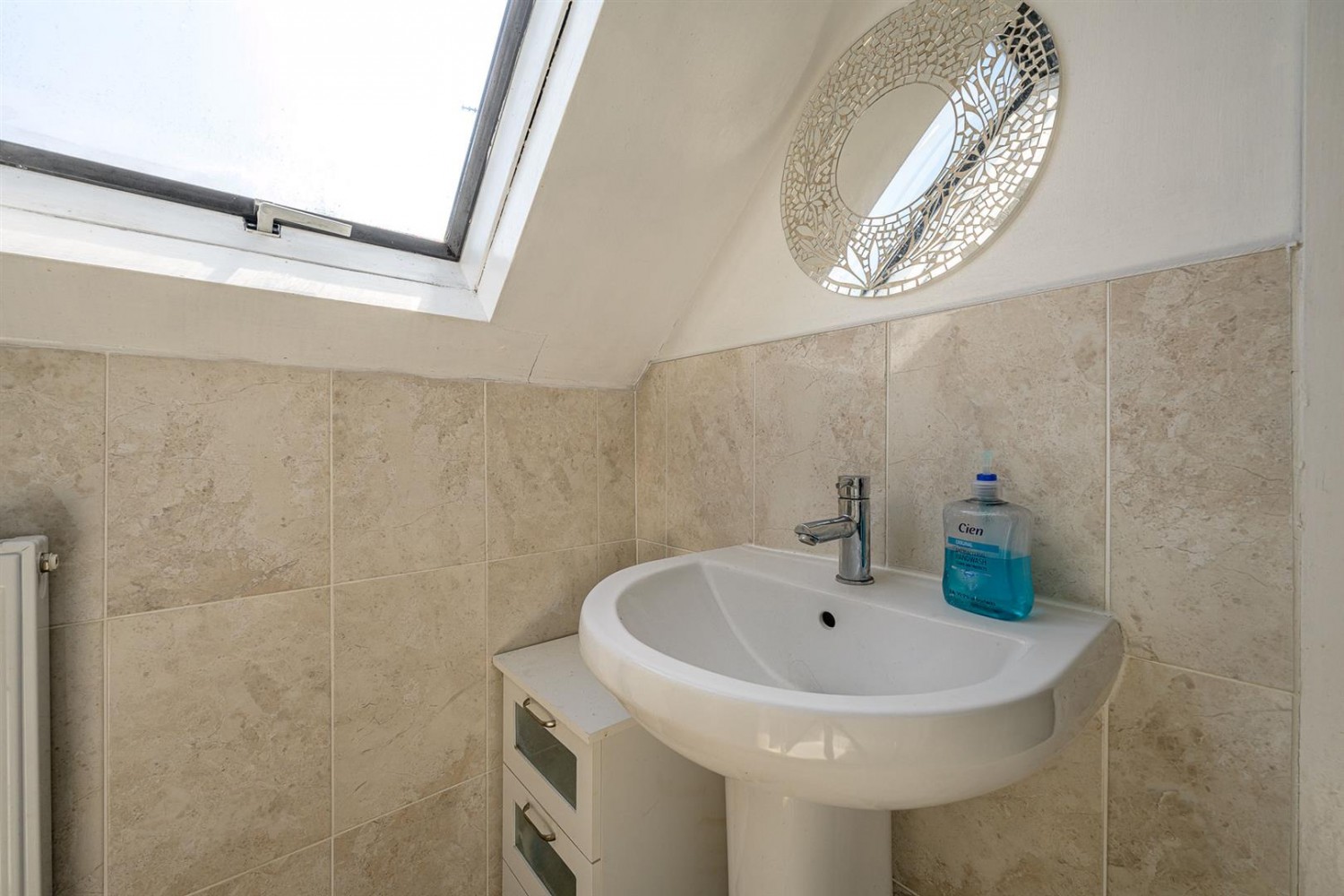 Mayfair Drive, Kingswinford, DY6 9DW