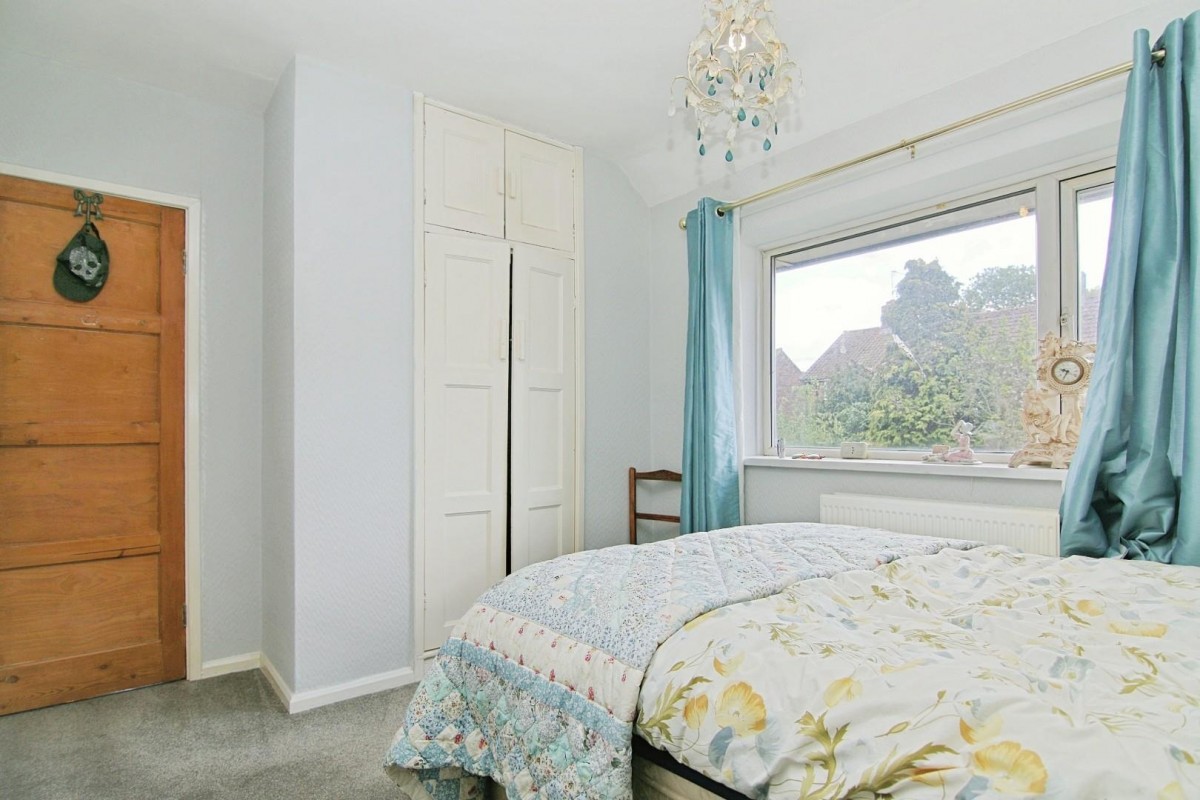 Leeds & Bradford Road, Leeds