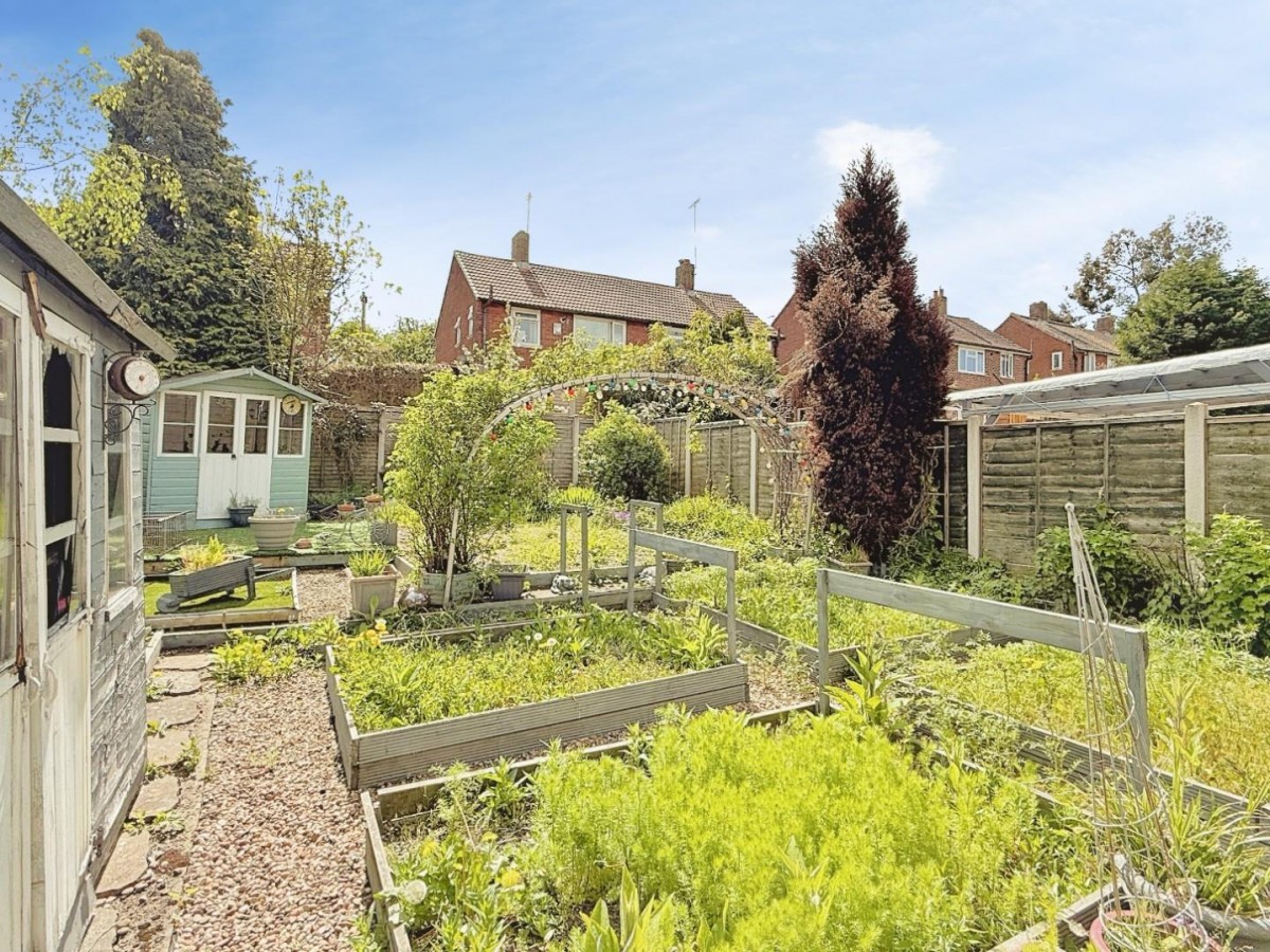 Leeds & Bradford Road, Leeds