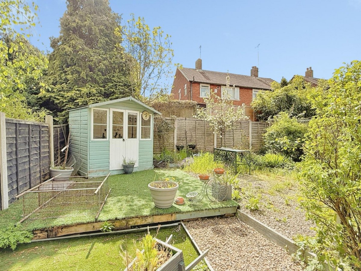 Leeds & Bradford Road, Leeds