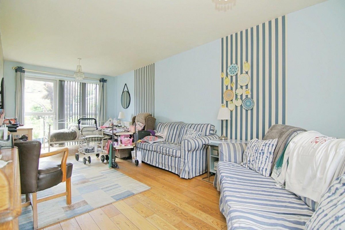 Leeds & Bradford Road, Leeds