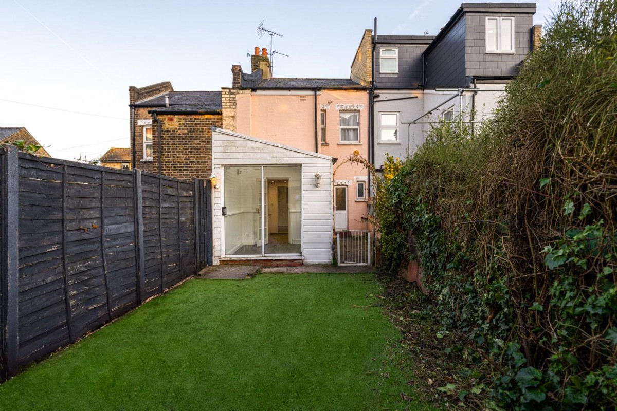 Bakers Hill, London, E5