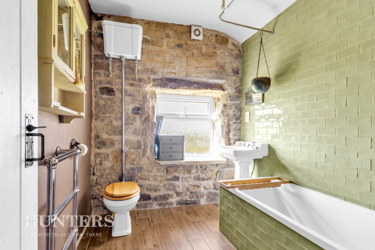 Smithy Nook, Littleborough, OL15 9NF
