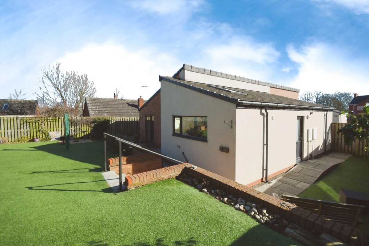 Dunston Road, Whittington Moor, Chesterfield, S41 8XA