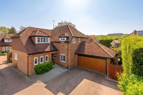 Damask Close, Tring