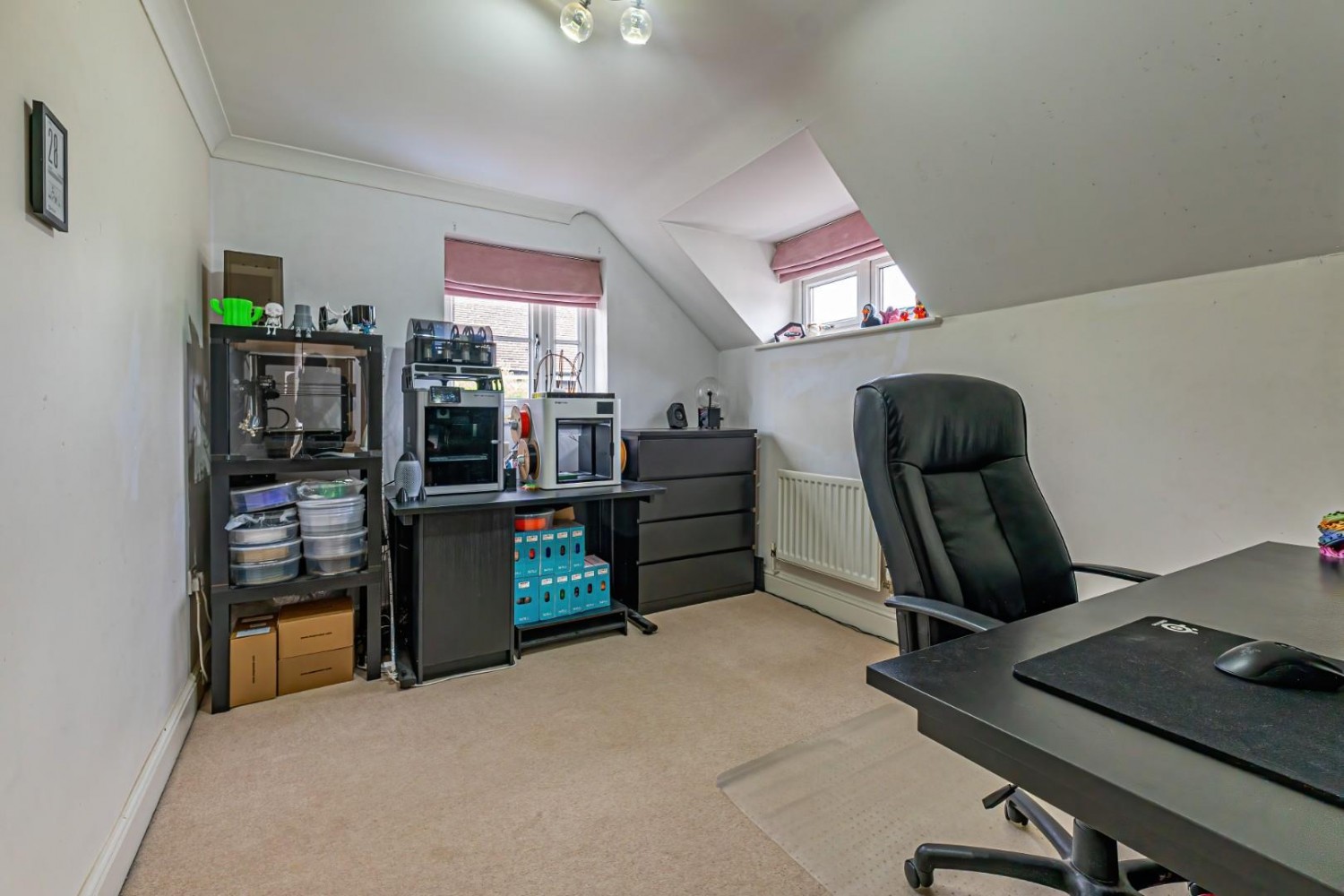 Damask Close, Tring
