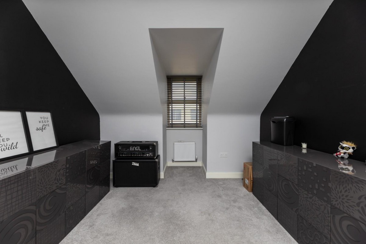 Colclough Close, Castleford