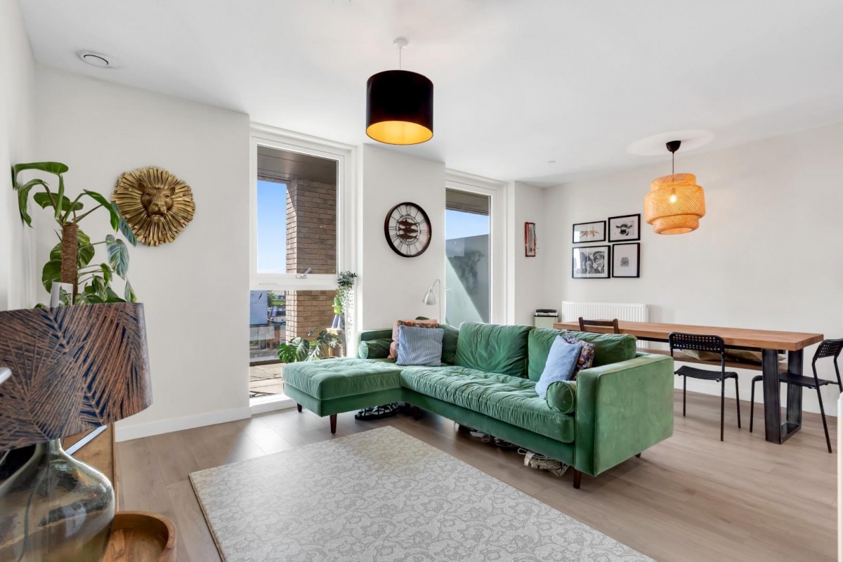 Coster Avenue, London, N4