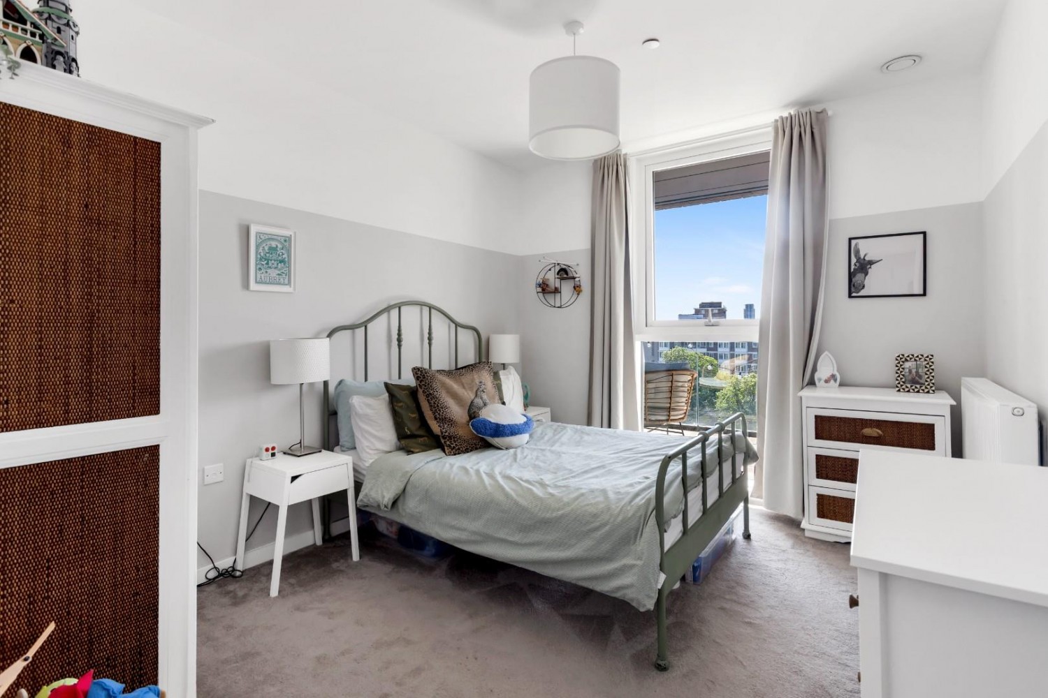 Coster Avenue, London, N4