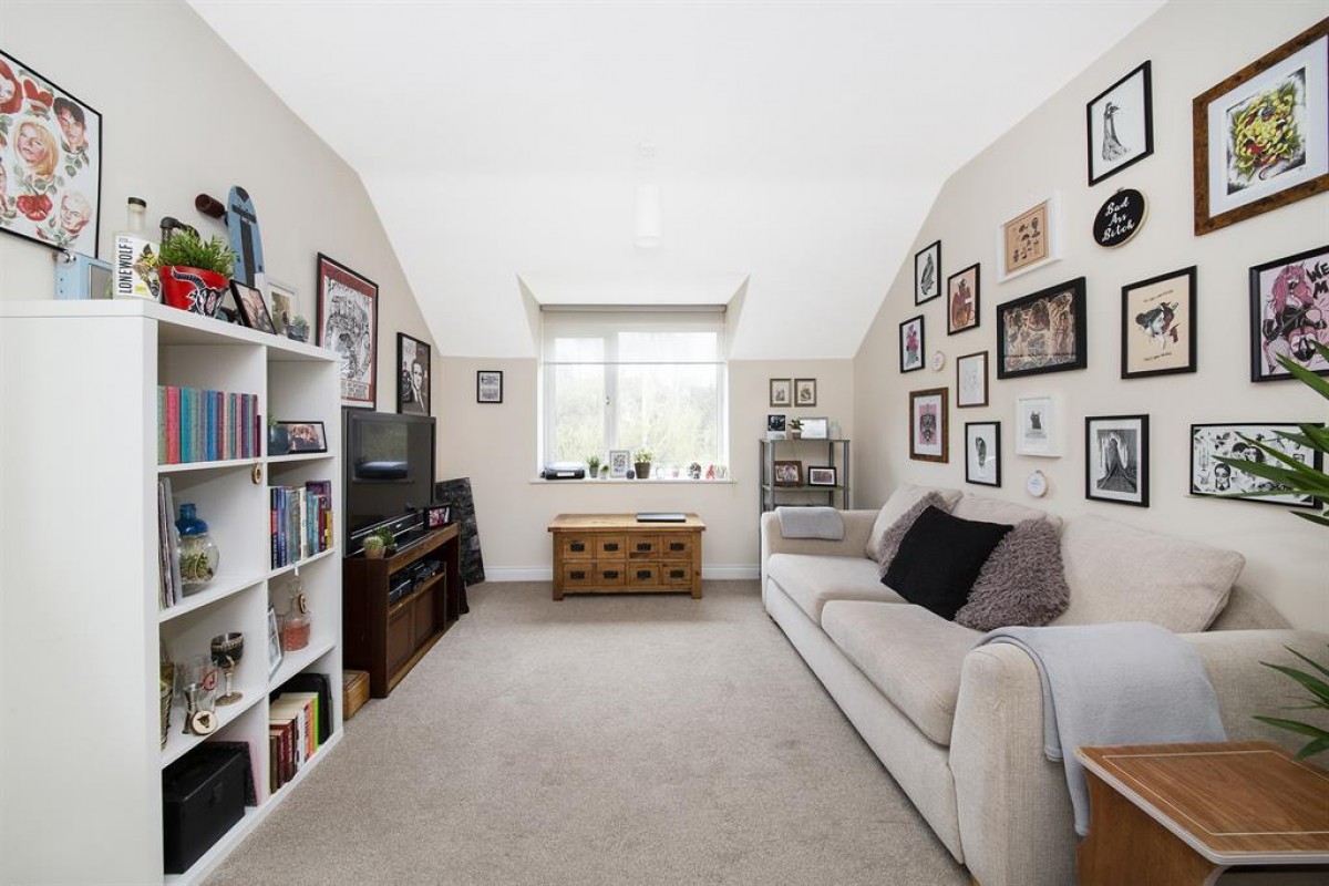 The Pines, Shadwell, Leeds, LS17 8GB