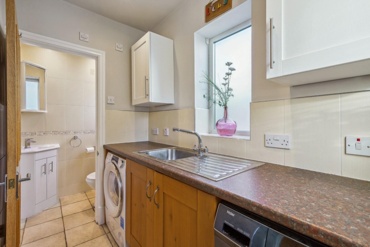 Bradford Road, Guiseley, Leeds
