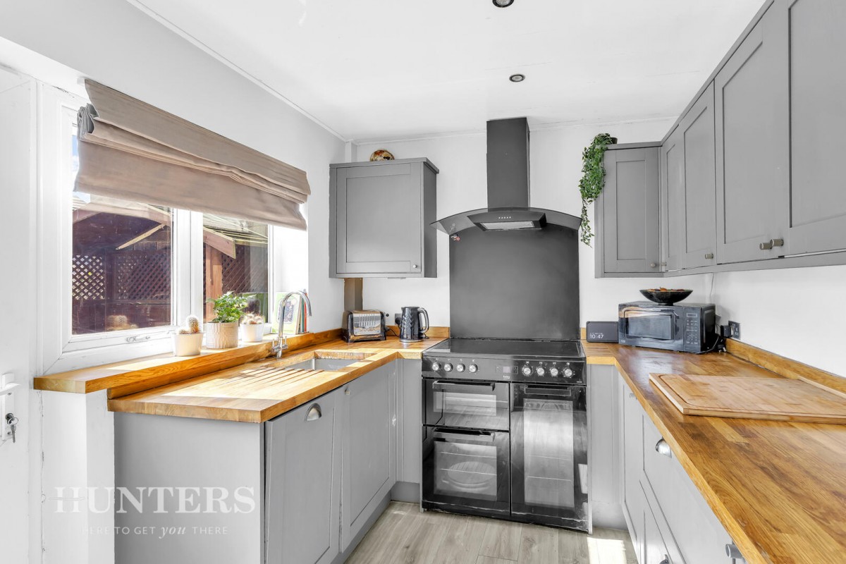 Heald Close, Hollingworth Lake, Littleborough, OL15 0DL