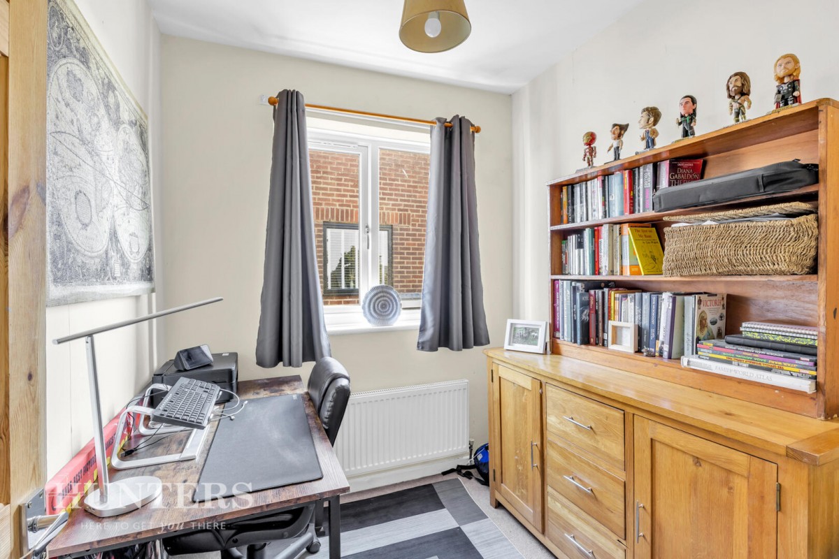 Heald Close, Hollingworth Lake, Littleborough, OL15 0DL