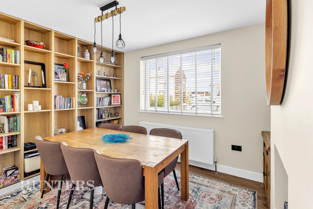 Heald Close, Hollingworth Lake, Littleborough, OL15 0DL