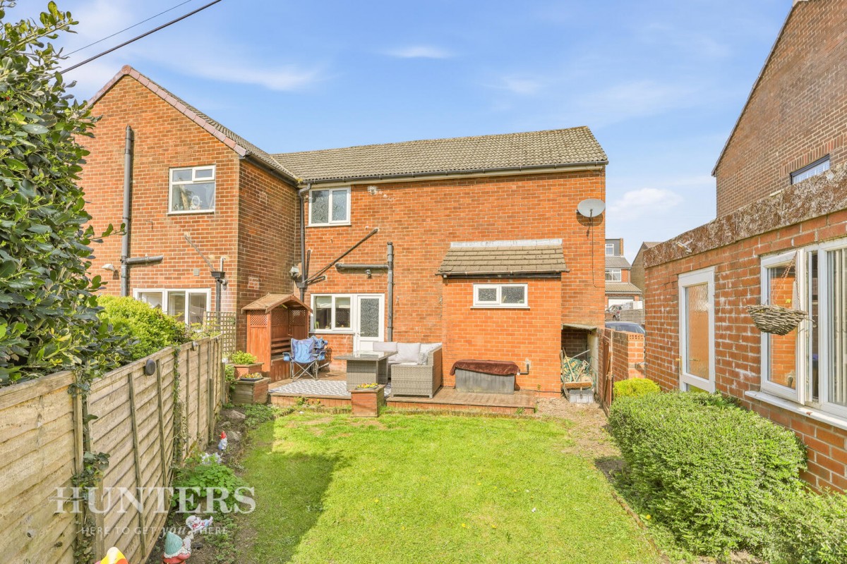 Heald Close, Hollingworth Lake, Littleborough, OL15 0DL