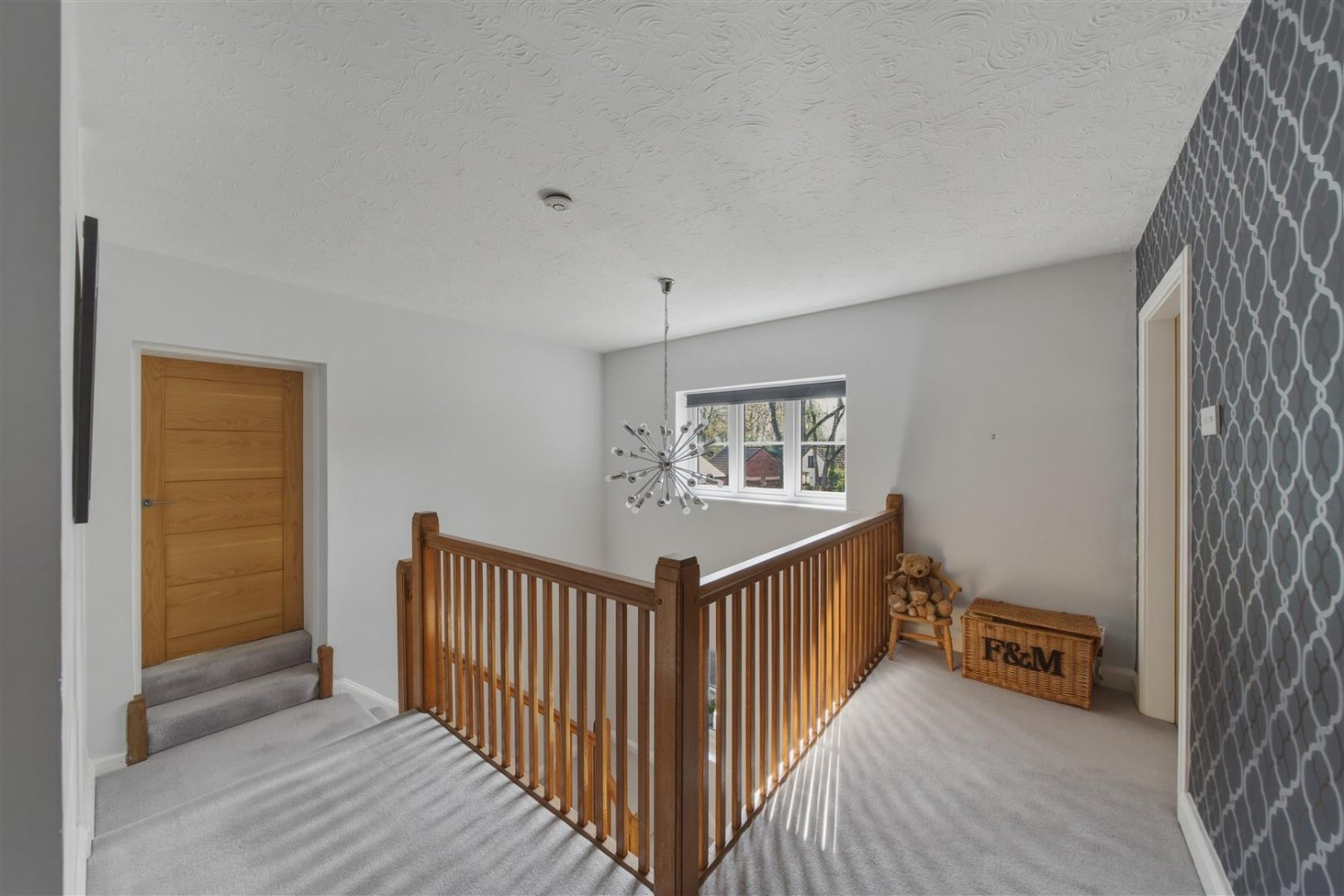 Lawnswood Drive, Stourbridge, DY7 5QW