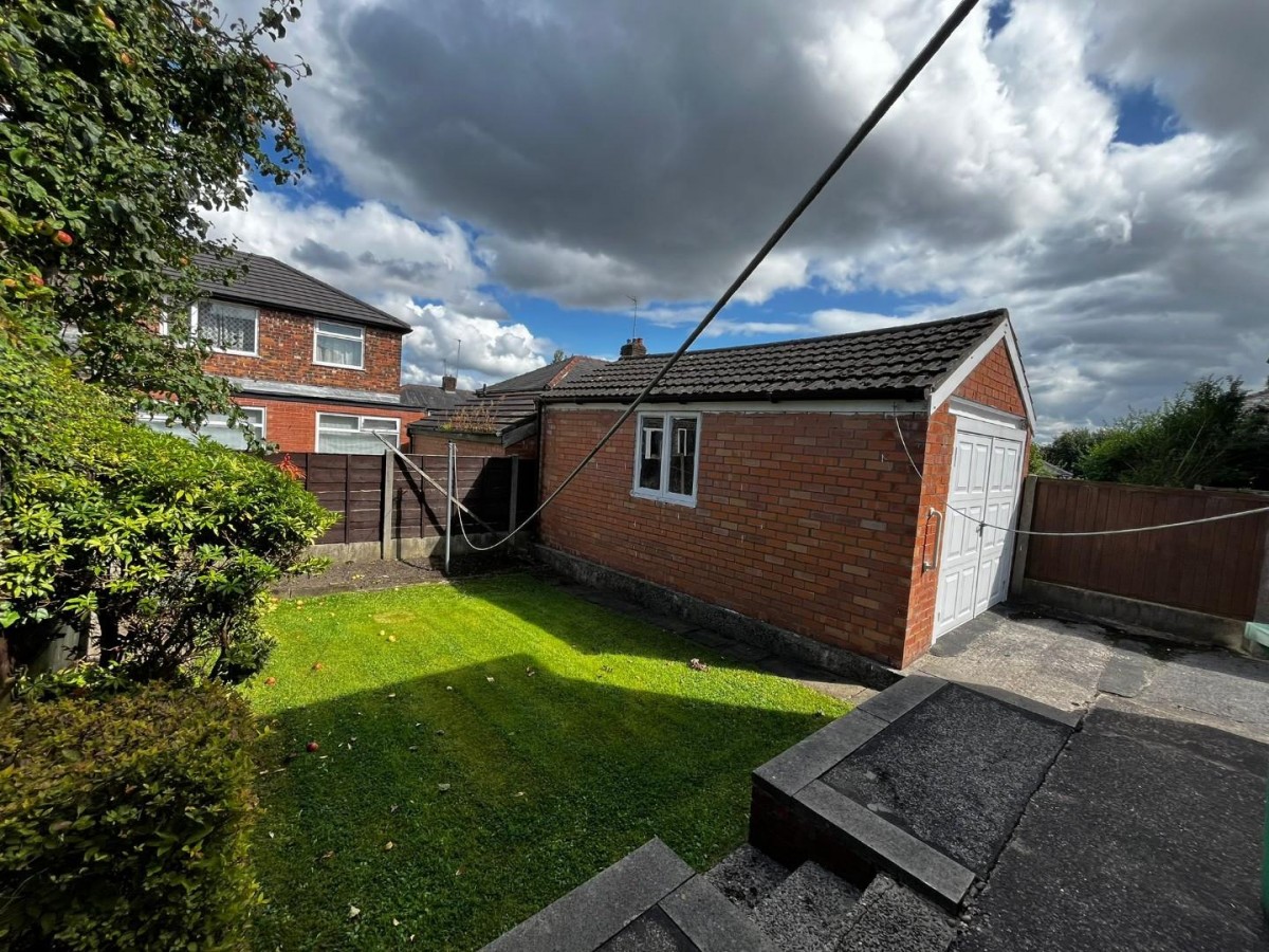 Maldwyn Avenue, Manchester
