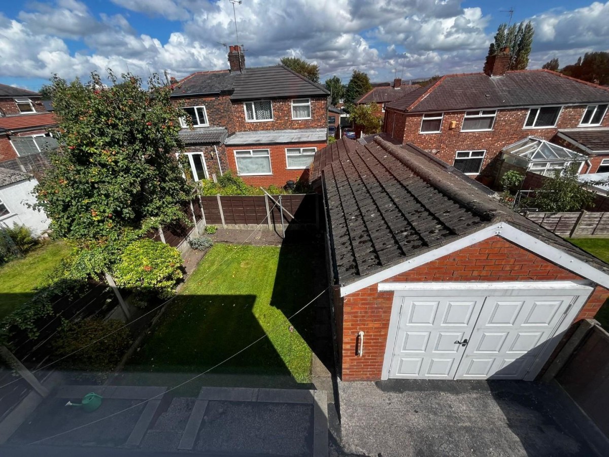 Maldwyn Avenue, Manchester