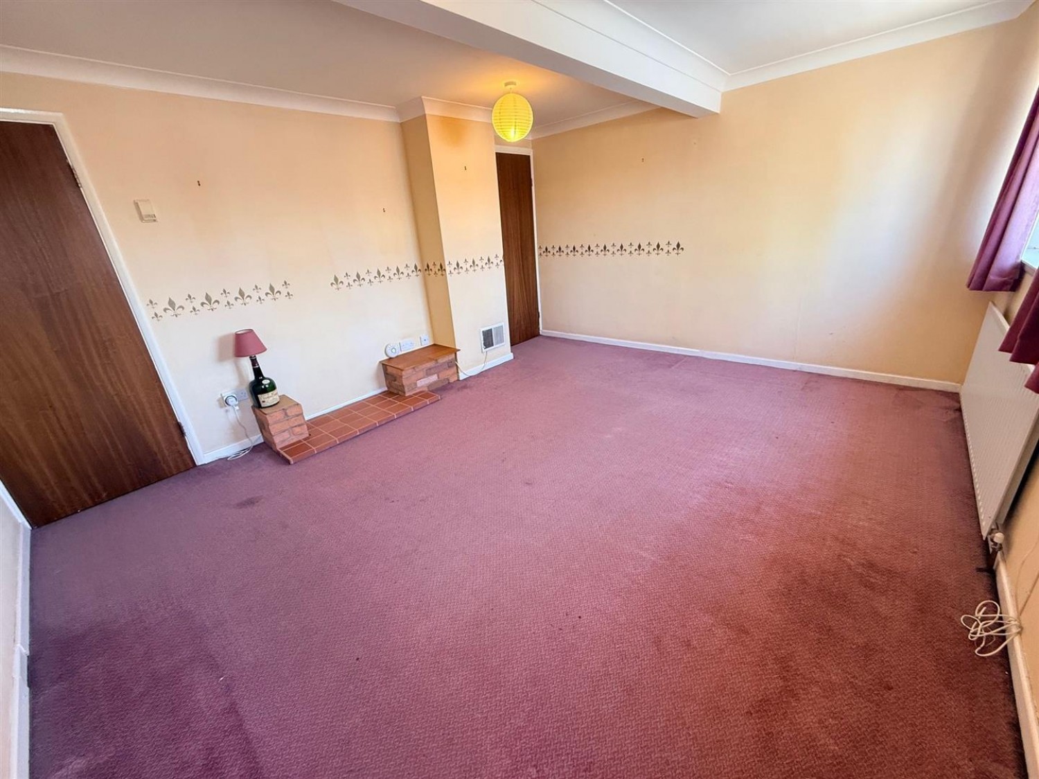 Swincross Road, Oldswinford, DY8 1NL