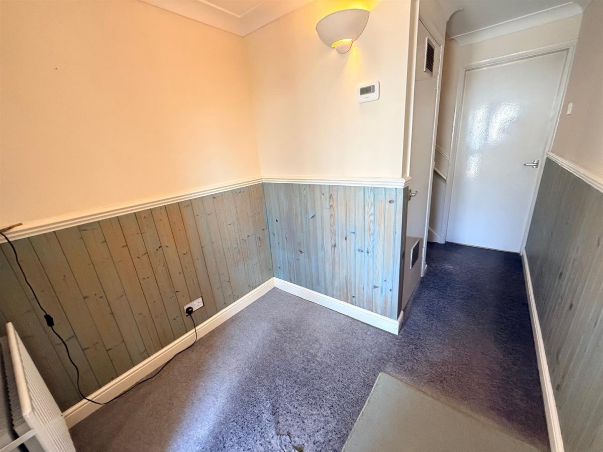 Swincross Road, Oldswinford, DY8 1NL