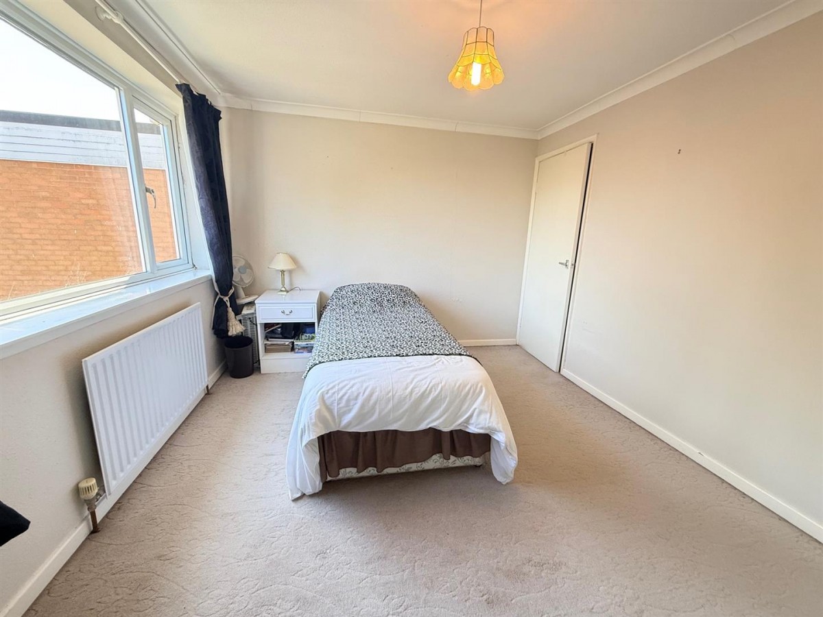 Swincross Road, Oldswinford, DY8 1NL