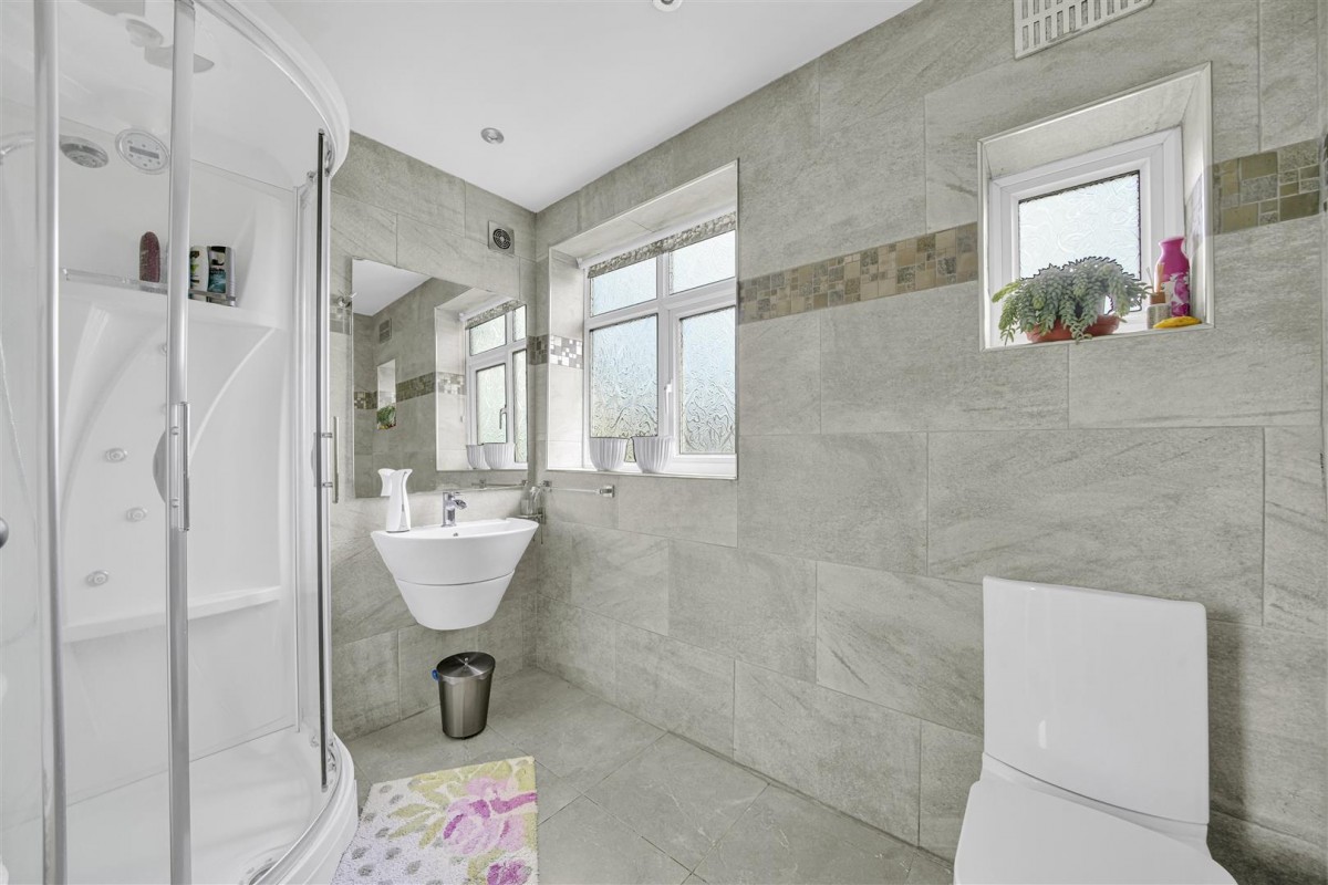 Morley Road, Chadwell Heath, RM6