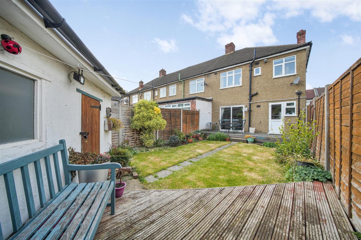 Morley Road, Chadwell Heath, RM6