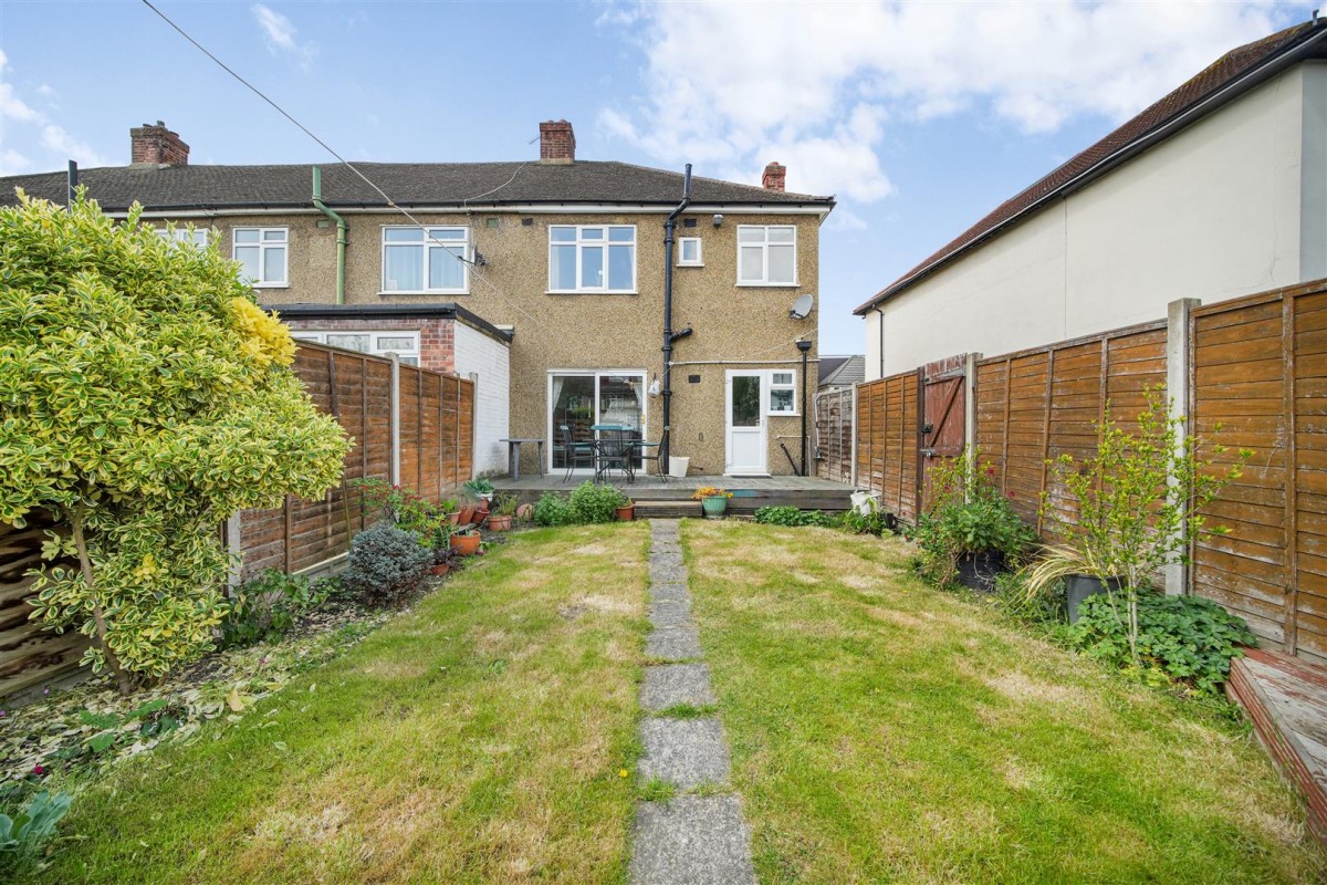 Morley Road, Chadwell Heath, RM6