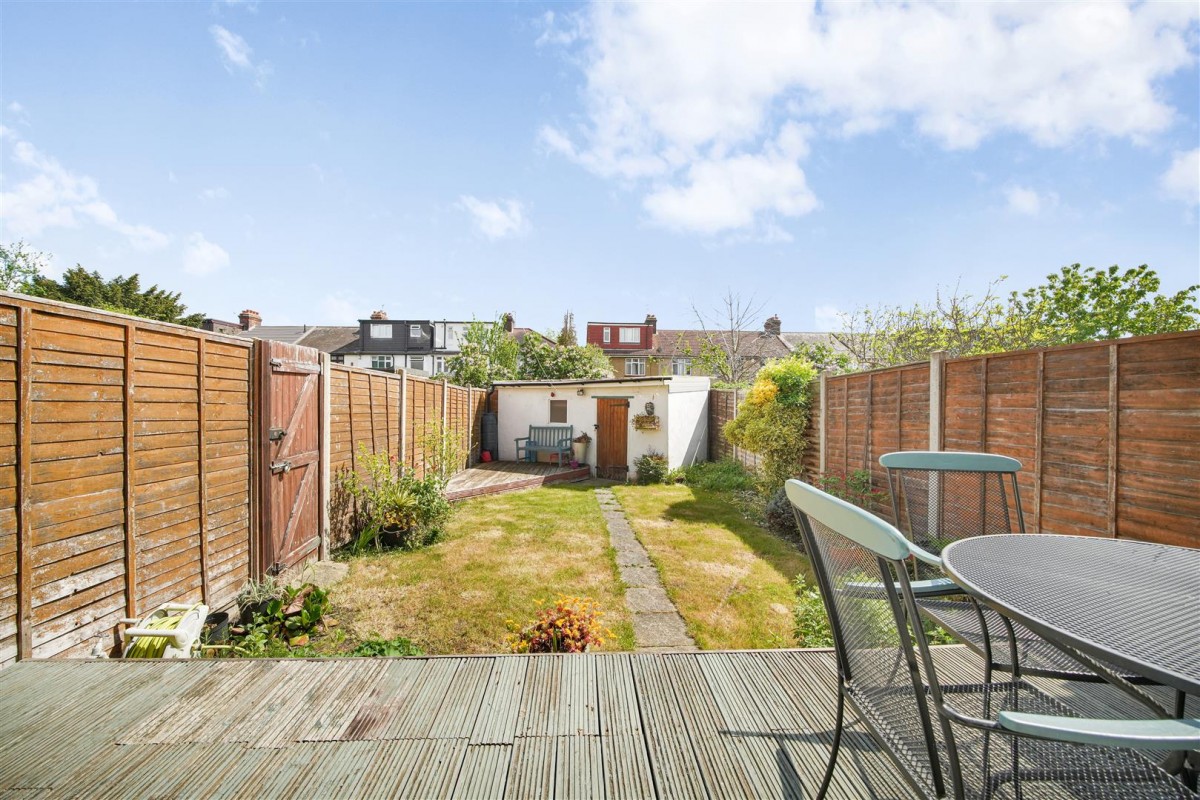 Morley Road, Chadwell Heath, RM6