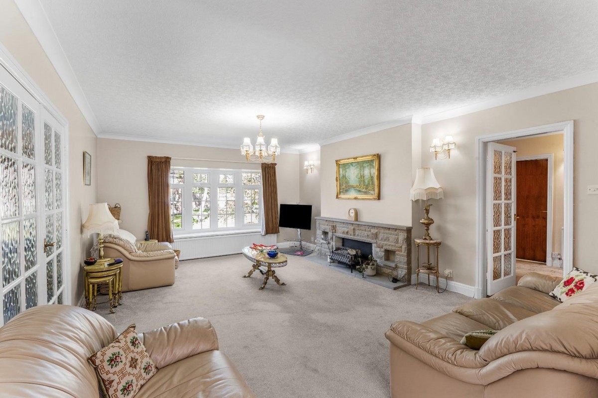 Sandmoor Green, Alwoodley, Leeds